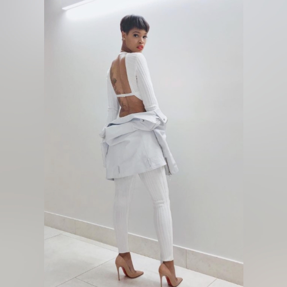 House of CB Arya White Long Sleeve Plunge Neck Stretch Texture Pant Jumpsuit- S - Picture 12 of 14